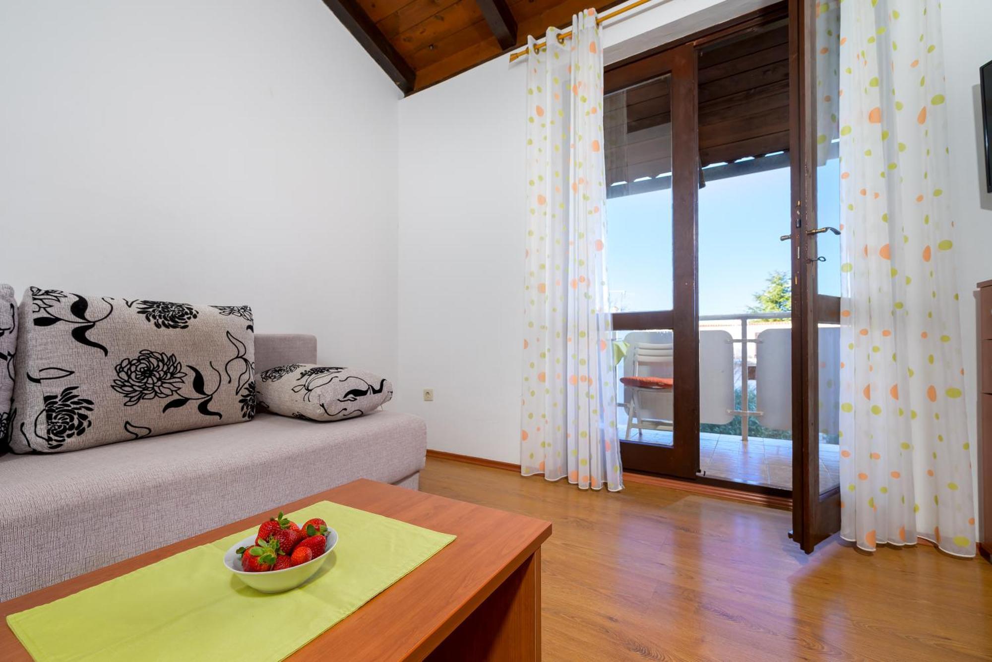 Apartment Pinjola Пореч Экстерьер фото